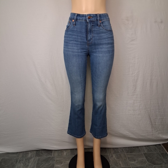 Madewell Denim - Madewell Medium Blue Cropped Bootcut Jeans Size 26